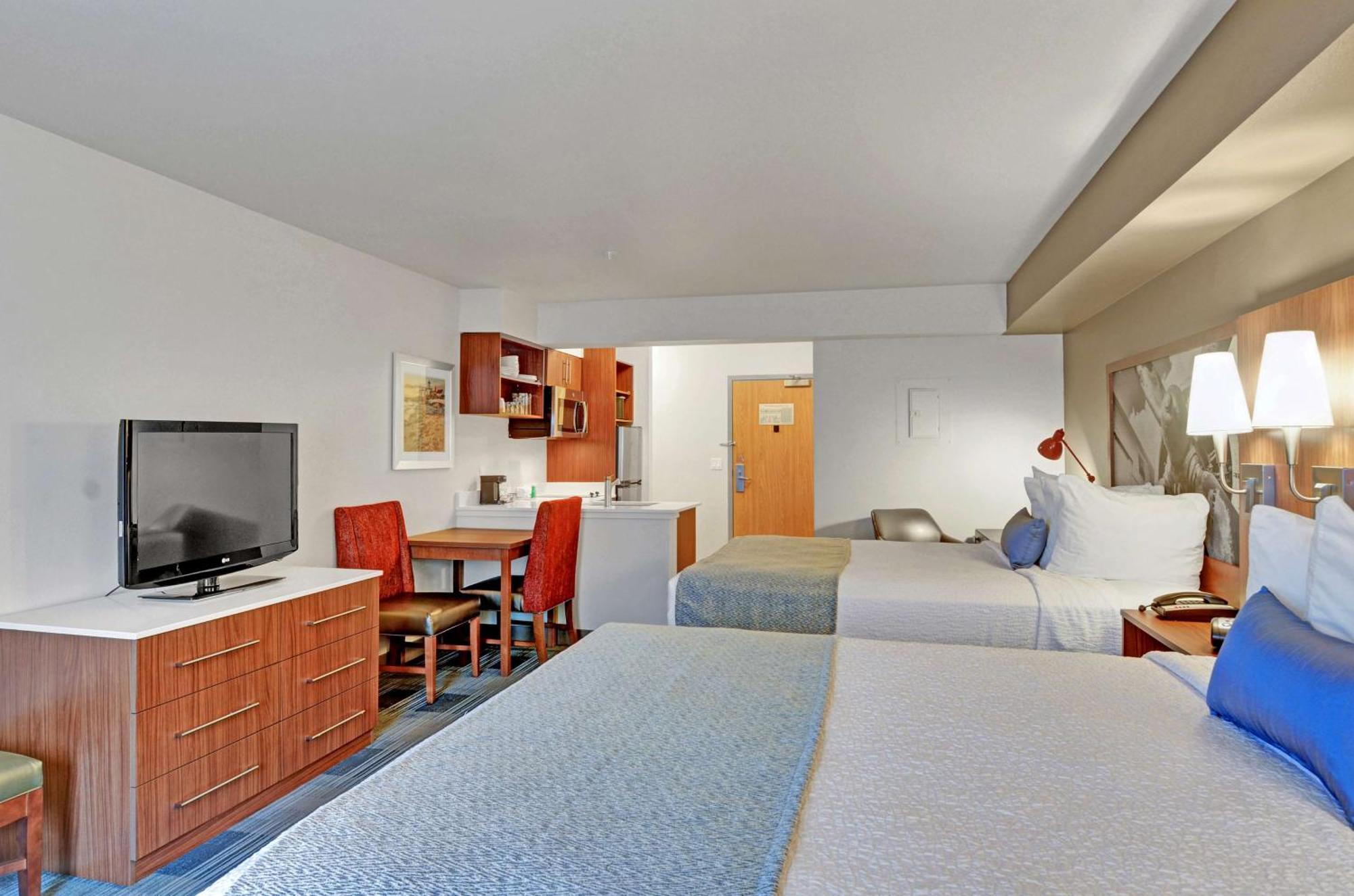 Executive Residency By Best Western Navigator Inn & Suites Эверетт Экстерьер фото